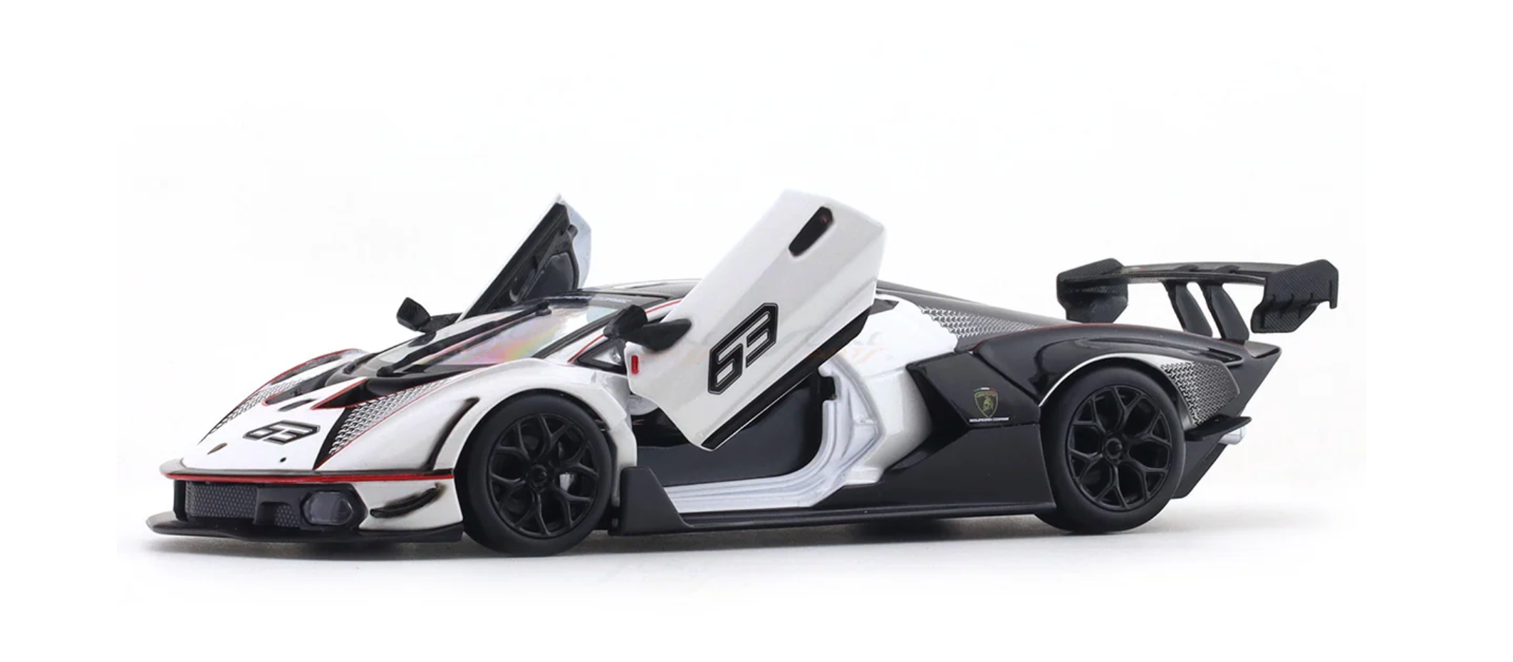 Bburago Lamborghini Essenza SCV12 White 1:24 Scale