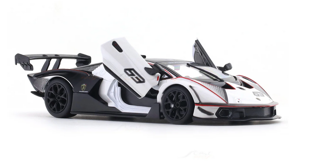 Bburago Lamborghini Essenza SCV12 White 1:24 Scale